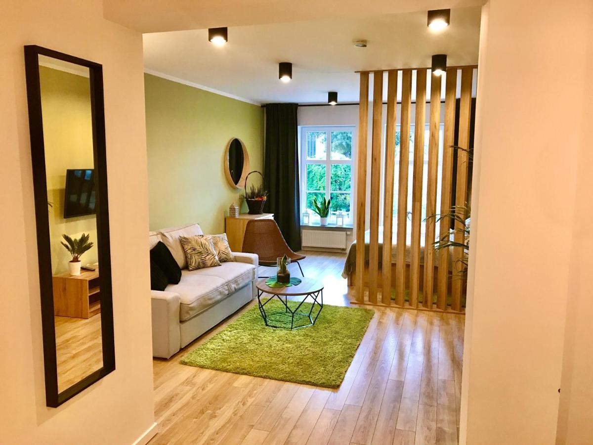 Apartament „Green Wall” Jelenia Góra Zewnętrze zdjęcie